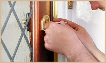 Elite Locksmith Services Hollywood, FL 954-283-1561 - 2-lockout-service
